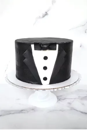 groom wedding cakes custom by lezat cakes